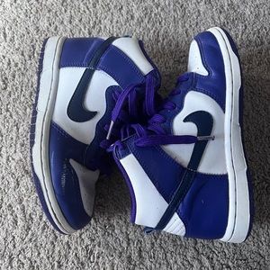 Preschool size 1 Nike high top dunks (purple, black and white )